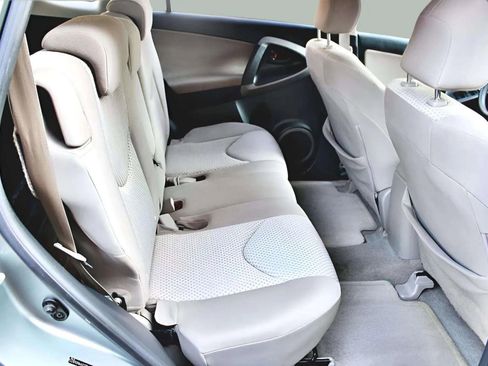 Used 2008 Toyota RAV4 Sport Utility 4D image 24