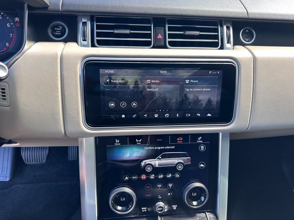 Used 2020 Land Rover Range Rover HSE AWD/4WD image 14