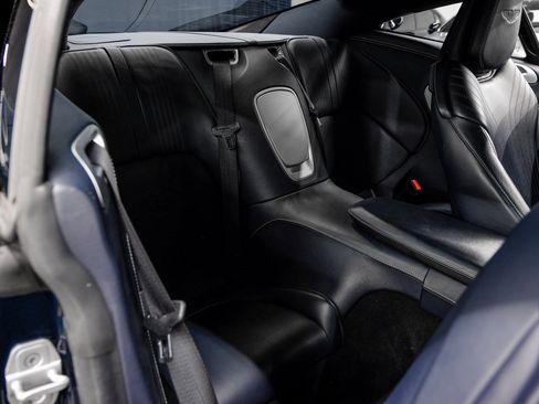 Used 2018 Aston Martin DB11 V12 image 44