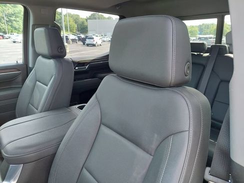 Used 2024 GMC Sierra 1500 SLT w/ SLT Premium Plus Package AWD/4WD image 16