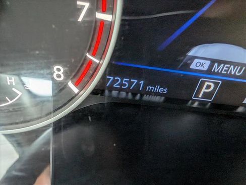 Used 2021 Nissan Altima 2.5 SL FWD image 32