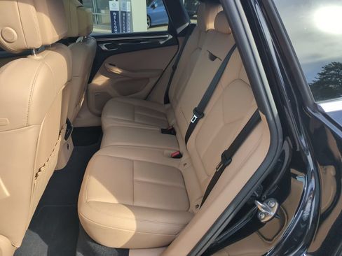 Used 2020 Porsche Macan S AWD/4WD image 29