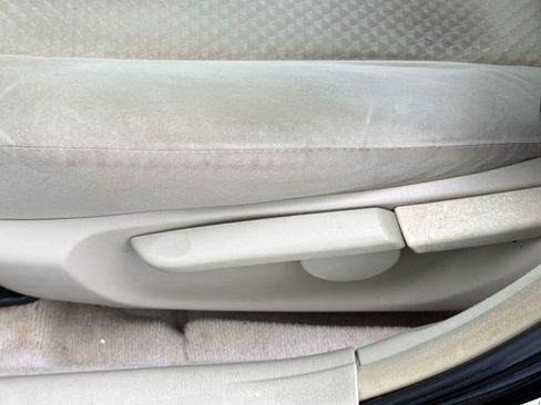 Used 2008 Toyota Camry LE FWD image 13