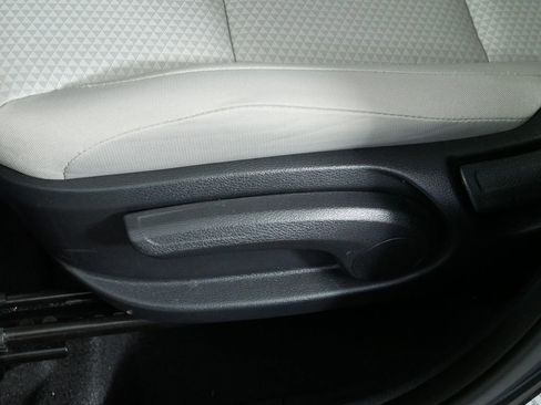 Certified 2025 Kia Soul LX image 21