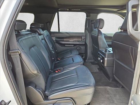 Used 2019 Ford Expedition Max Limited image 22