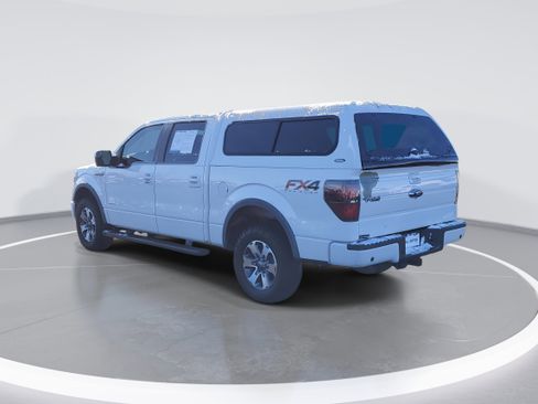 Used 2014 Ford F150 FX4 w/ Equipment Group 402A Luxury image 4
