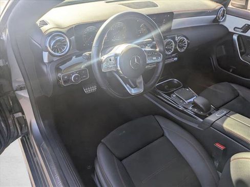 Used 2023 Mercedes-Benz CLA 35 AMG 4MATIC image 9