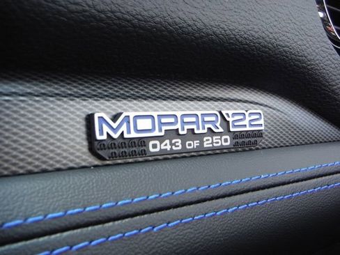 Used 2022 Dodge Durango R/T w/ Tow 'N Go Package AWD/4WD image 51