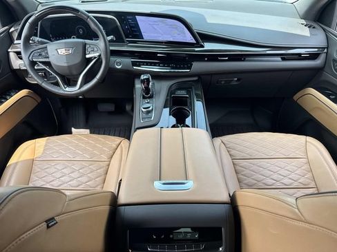 Used 2023 Cadillac Escalade Sport w/ LPO, ONYX Package AWD/4WD image 23