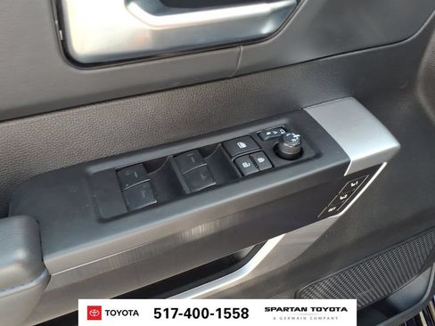 Used 2023 Toyota Tundra Platinum AWD/4WD image 15