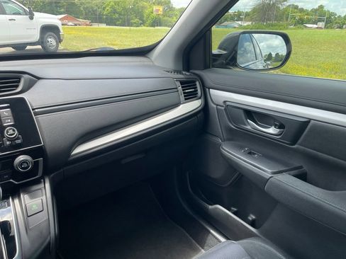 Used 2018 Honda CR-V LX image 29