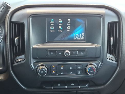 Used 2019 Chevrolet Silverado 1500 Custom w/ Custom Convenience Package AWD/4WD image 13