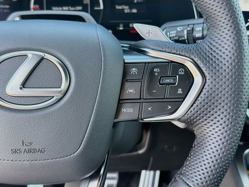 New 2026 Lexus TX 500h AWD image 40
