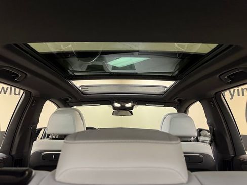 Used 2025 BMW X5 xDrive40i w/ Climate Comfort Package AWD/4WD image 22