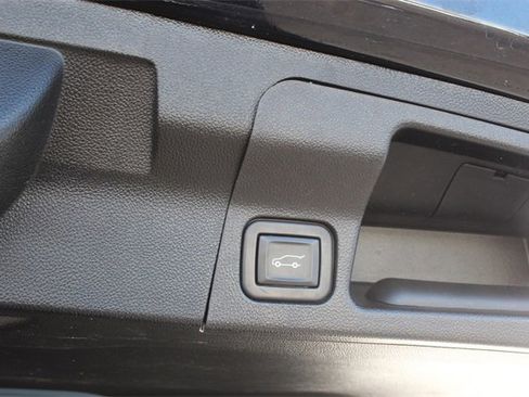 Used 2021 GMC Acadia Denali w/ Denali Ultimate Package image 33