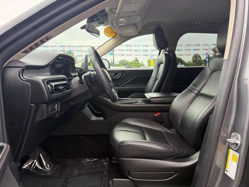 Used 2022 Lincoln Aviator 2WD image 15