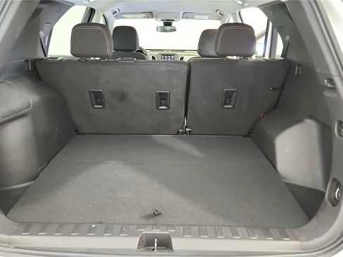 Used 2024 Chevrolet Equinox LS FWD image 19