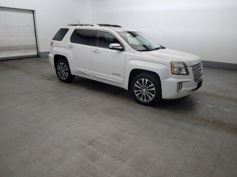 Used 2016 GMC Terrain Denali w/ Cargo Package AWD/4WD image 11