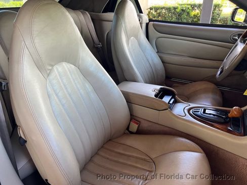 Used 1999 Jaguar XK8 Convertible RWD image 10