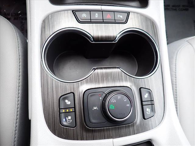 Used 2020 GMC Acadia SLT w/ Driver Alert Package II AWD/4WD image 21