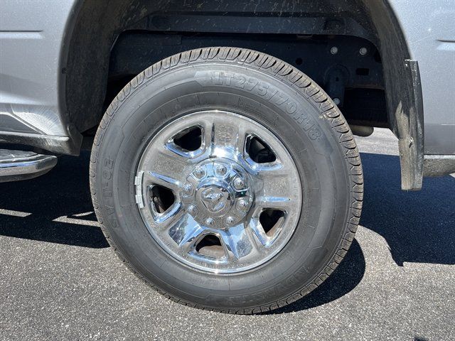Used 2024 RAM 2500 Tradesman w/ Chrome Appearance Group AWD/4WD image 12