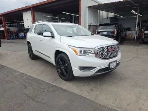 Used 2017 GMC Acadia Denali w/ Technology Package AWD/4WD image 2