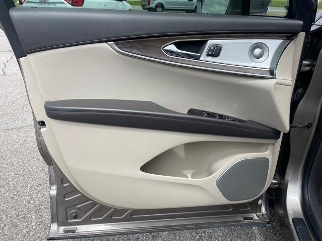 Used 2019 Lincoln Nautilus Reserve w/ Ultimate Package FWD image 20
