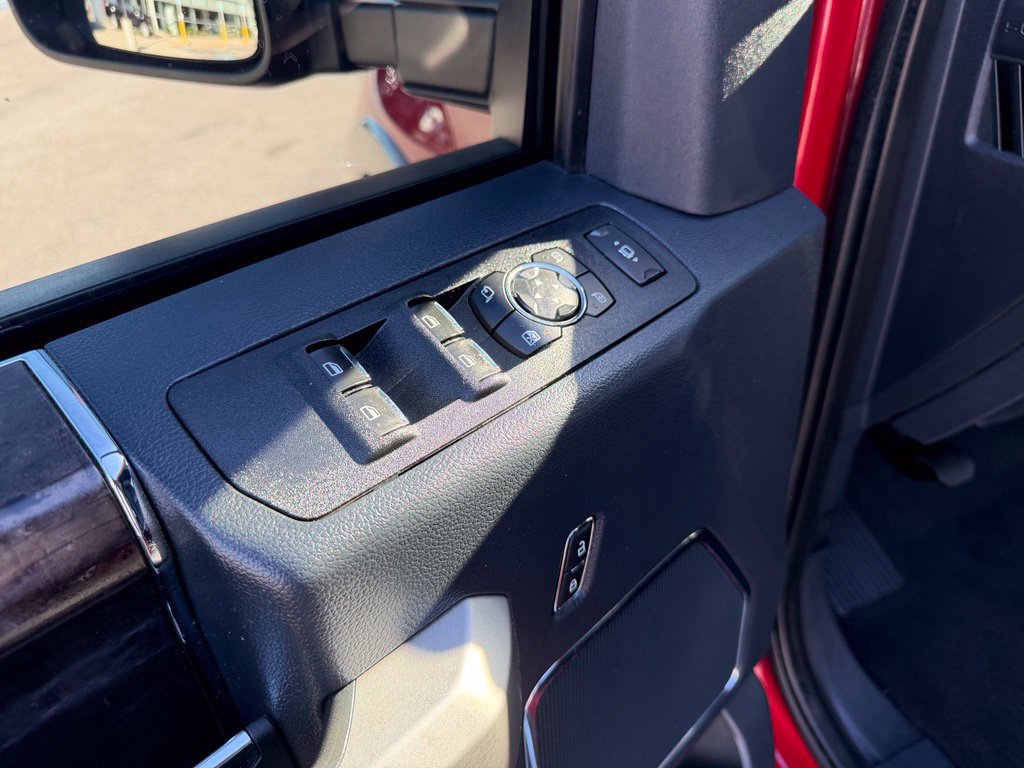 Used 2022 Ford F250 Lariat w/ FX4 Off-Road Package AWD/4WD image 21