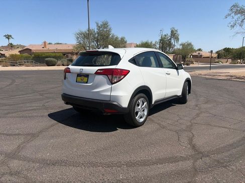 Used 2016 Honda HR-V LX image 5