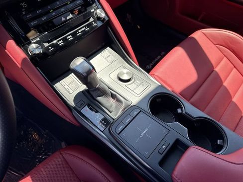 Certified 2025 Lexus IS 350 F Sport RWD image 21