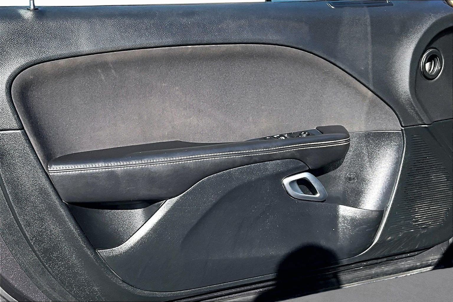 Used 2019 Dodge Challenger SXT RWD image 16