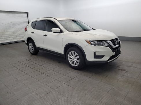 Used 2017 Nissan Rogue S AWD/4WD image 11