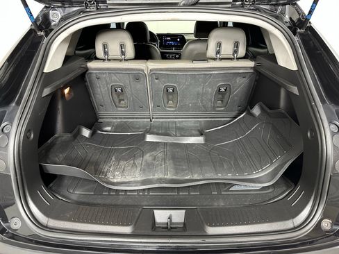 Used 2025 Chevrolet Trax ACTIV w/ Sunroof Package FWD image 23