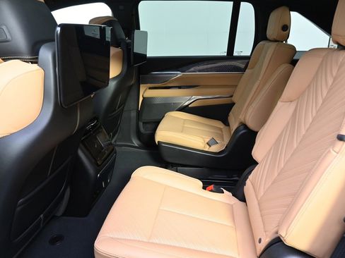 New 2025 Cadillac Escalade IQ Luxury 2 image 21