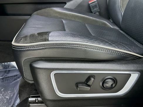 Used 2023 RAM 1500 Laramie image 19