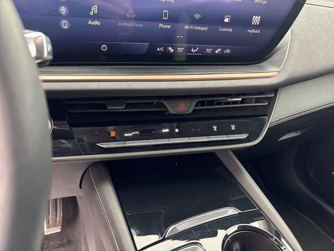 Used 2025 Buick Envision Sport Touring image 34