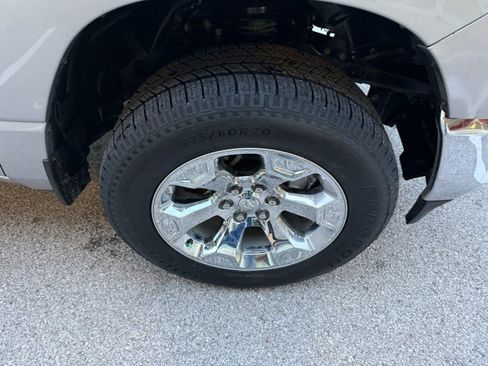 Used 2022 RAM 1500 Big Horn AWD/4WD image 15