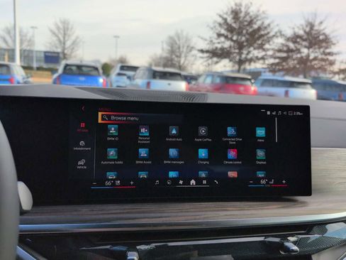 Used 2026 BMW X5 xDrive50e w/ M Sport Package image 28