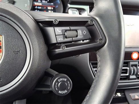 Used 2024 Porsche Macan S image 22