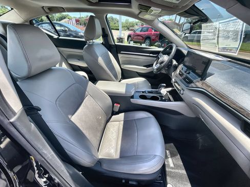 Used 2023 Nissan Altima 2.5 SL AWD/4WD image 28