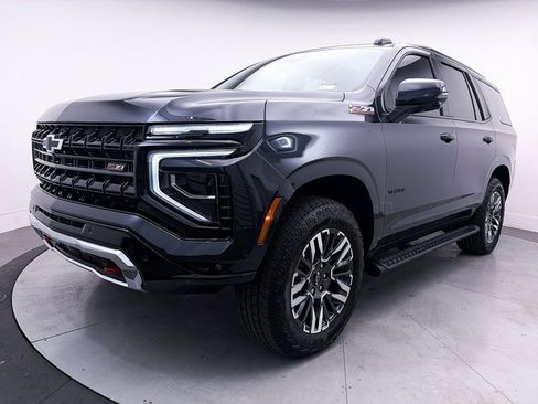 Used 2025 Chevrolet Tahoe Z71 w/ Comfort Package image 15