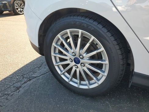 Used 2014 Ford Focus Electric Hatchback image 12