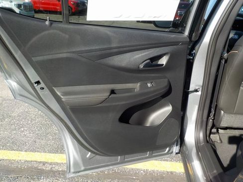 New 2025 Buick Envista Avenir image 16