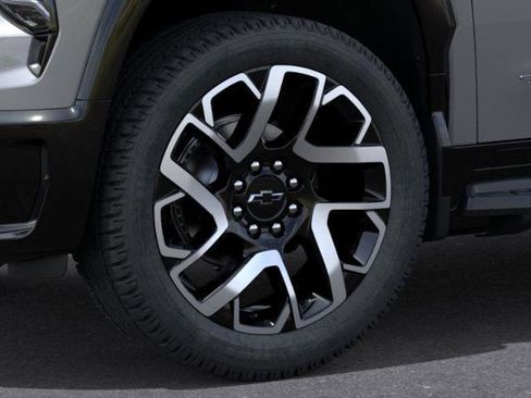 New 2025 Chevrolet Silverado EV RST image 9