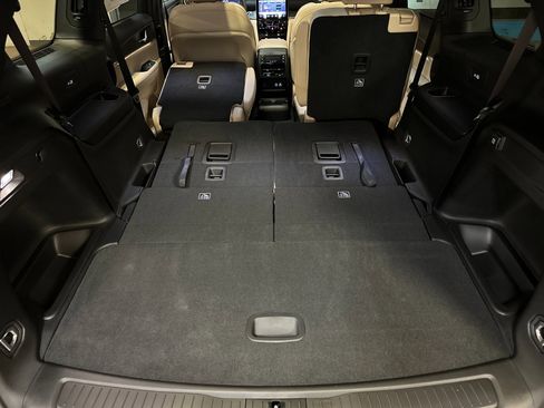 New 2025 Jeep Grand Cherokee L Limited image 15