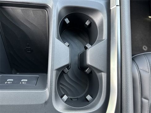 New 2025 Nissan Armada PRO-4X image 10