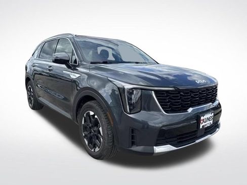 Used 2024 Kia Sorento S FWD image 6
