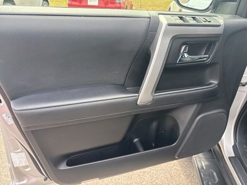 Used 2024 Toyota 4Runner SR5 AWD/4WD image 24