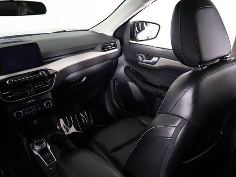 Used 2022 Ford Escape SEL w/ Technology Package image 38