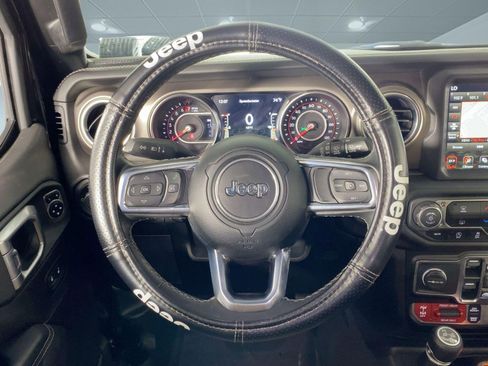 Used 2021 Jeep Wrangler Unlimited Rubicon image 3